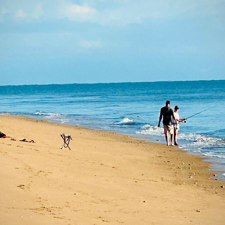 Balgal Beach Units Rollingstone エクステリア 写真